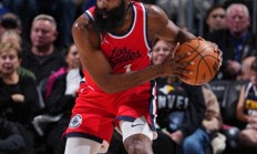 开云官网关于转折点！多伦多猛龙内部沟通，NBA季后赛赛后攻防权衡，引发热议，数据趋势出现新变化的信息